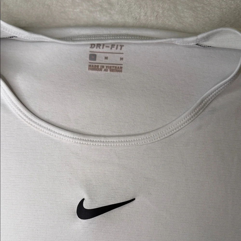Nike Women's Tee